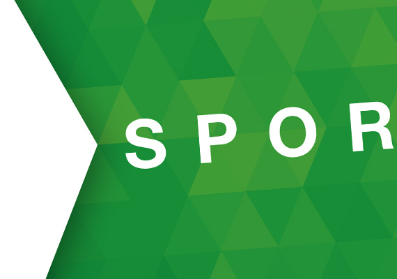 Reclameborden voor Herculan langs sportvelden en snelwegen.